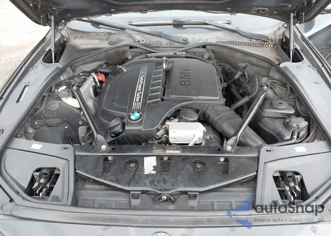 2012 BMW 535I xDrive z USA, uszkodzony, nr VIN WBAFU7C58CDU63447